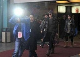 保镖夫人不好惹,傲娇逆袭，谁敢惹我？